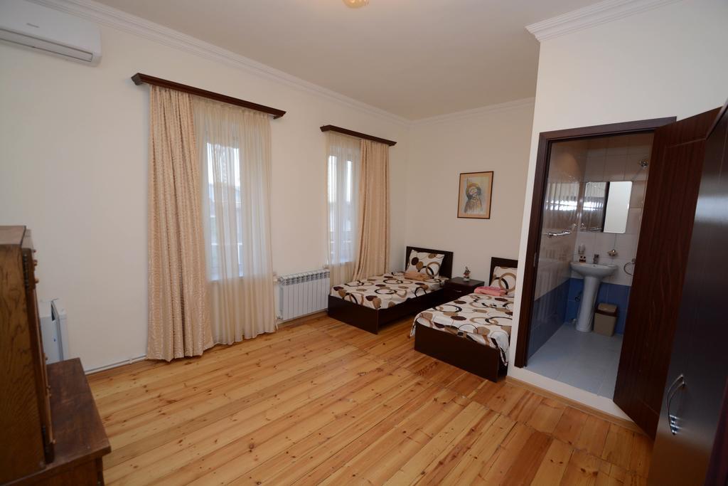 Bonjour Guest House Yerevan Exterior photo